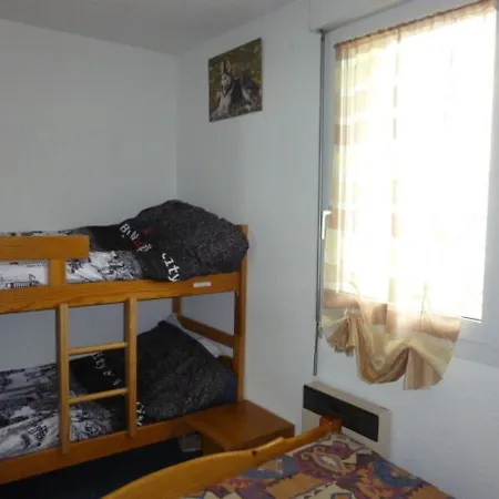 Au Pied Des Pistes, 4 Pers, Terrasse, Proche Commerces, Parkings Gratuits, Casier A Skis - Fr-1-602-110 *